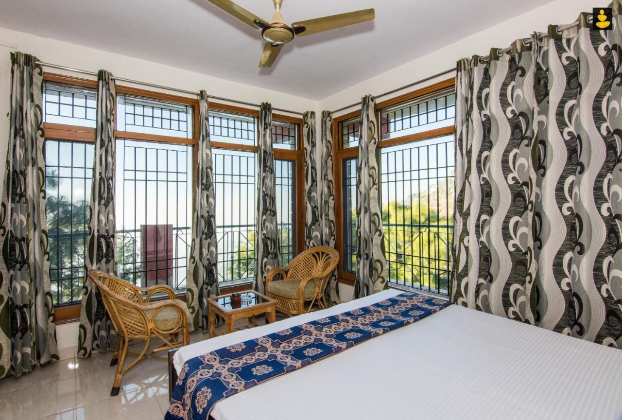 Livingstone 2Bhk Cozy Homestay In Kasauli Hills Eksteriør bilde
